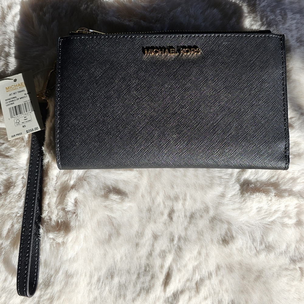 Michael Kors Jet Set Larege Double Zip Wristlet